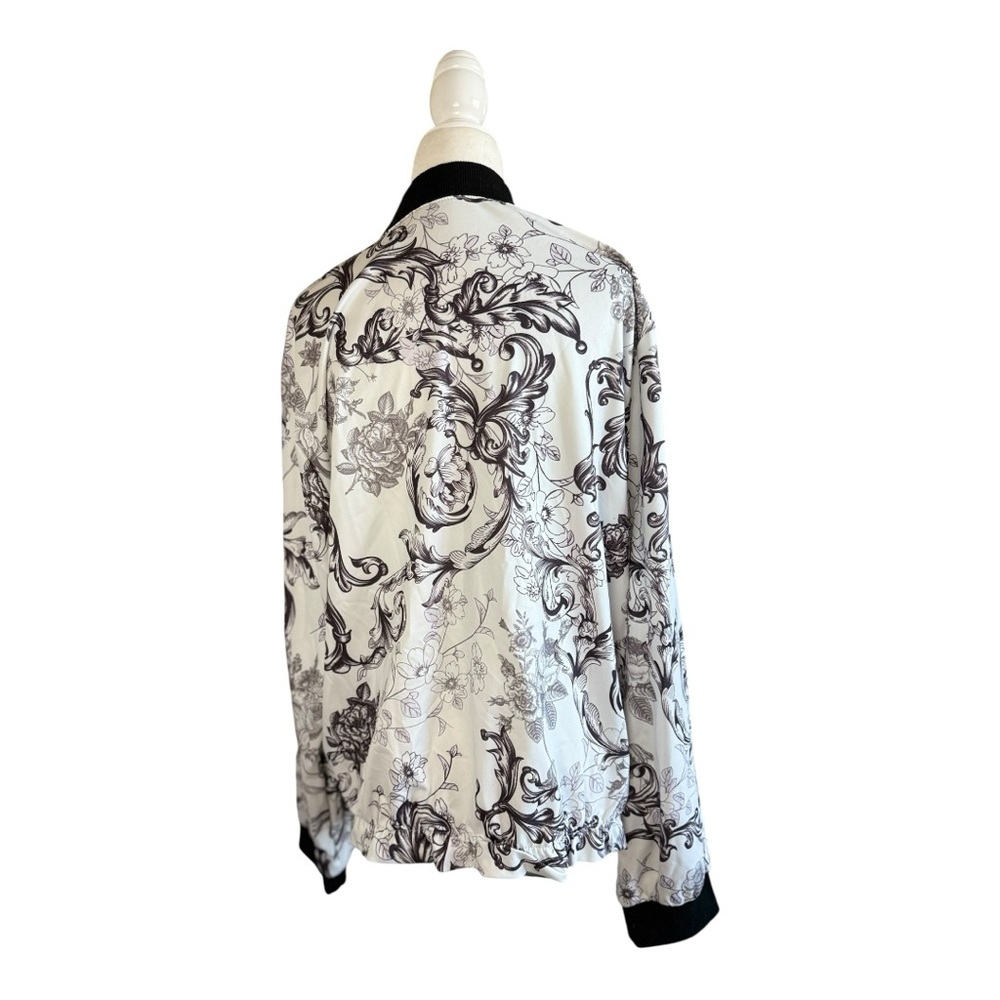 Black and White Patterned Bomber Jacket - image 3